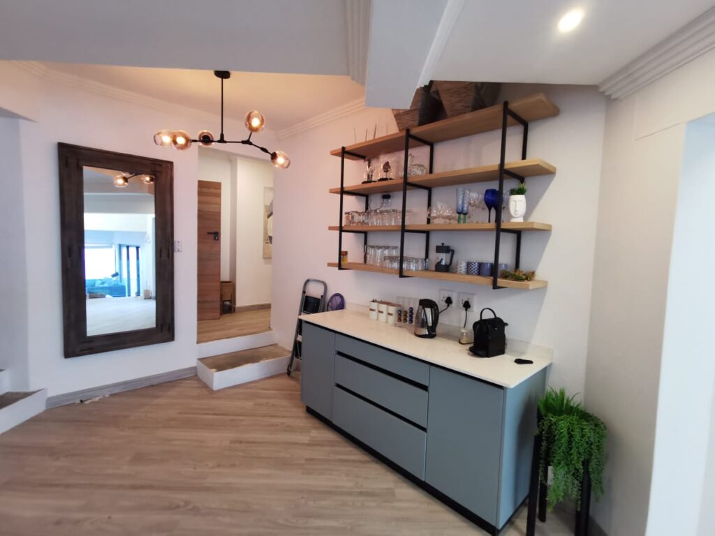 C0F7E886-33A4-48EB-AD6B-290211B0301B