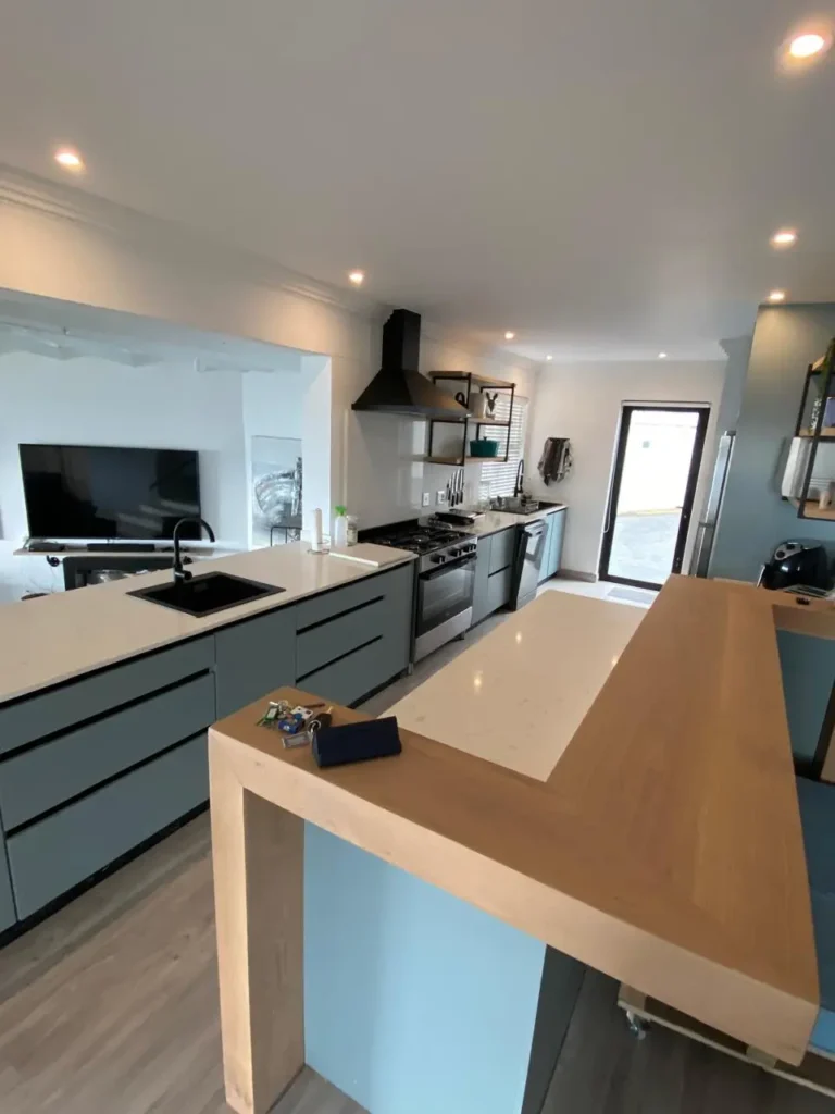 Living Area (11)
