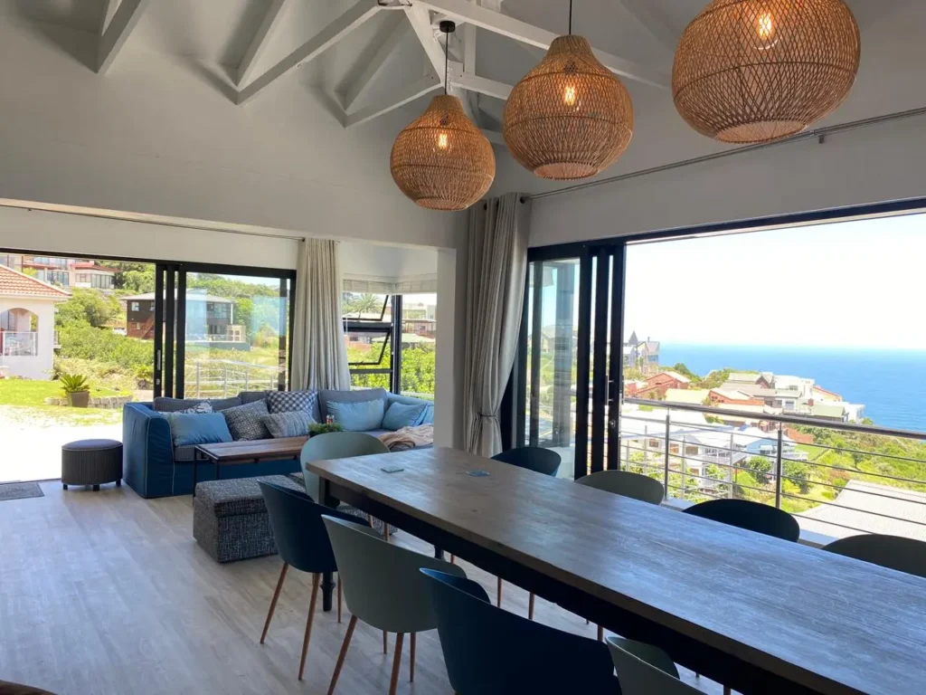 Living Area (18)