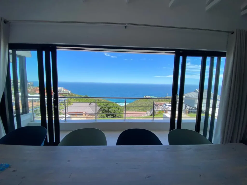 Living Area (21)